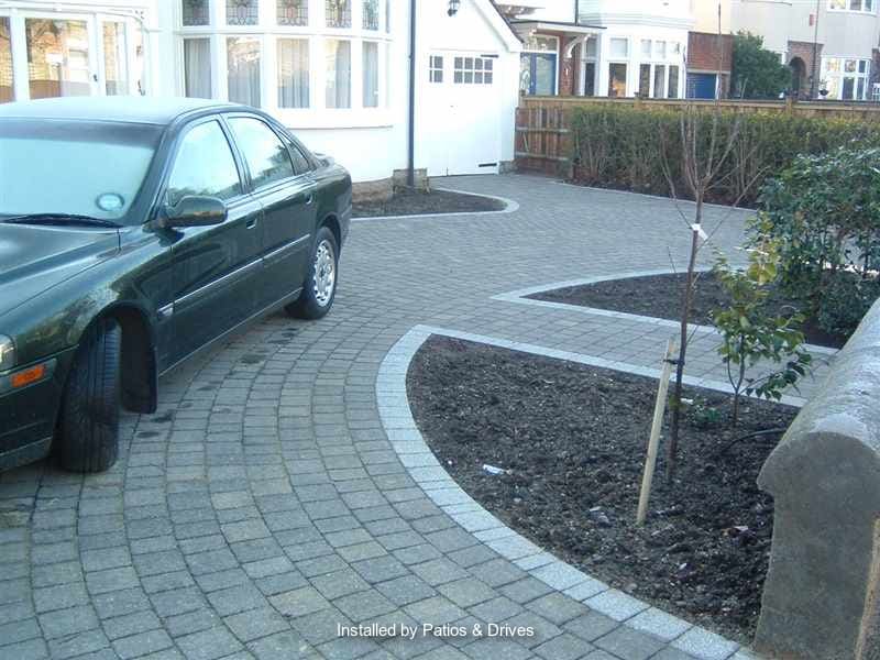 Patios & Drives, R00087 Marshalls Accredited UK Garden & Driveway